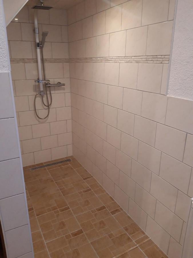 Ferienwohnung erz-HOSTEL Thermalbad Wiesenbad Exterior foto