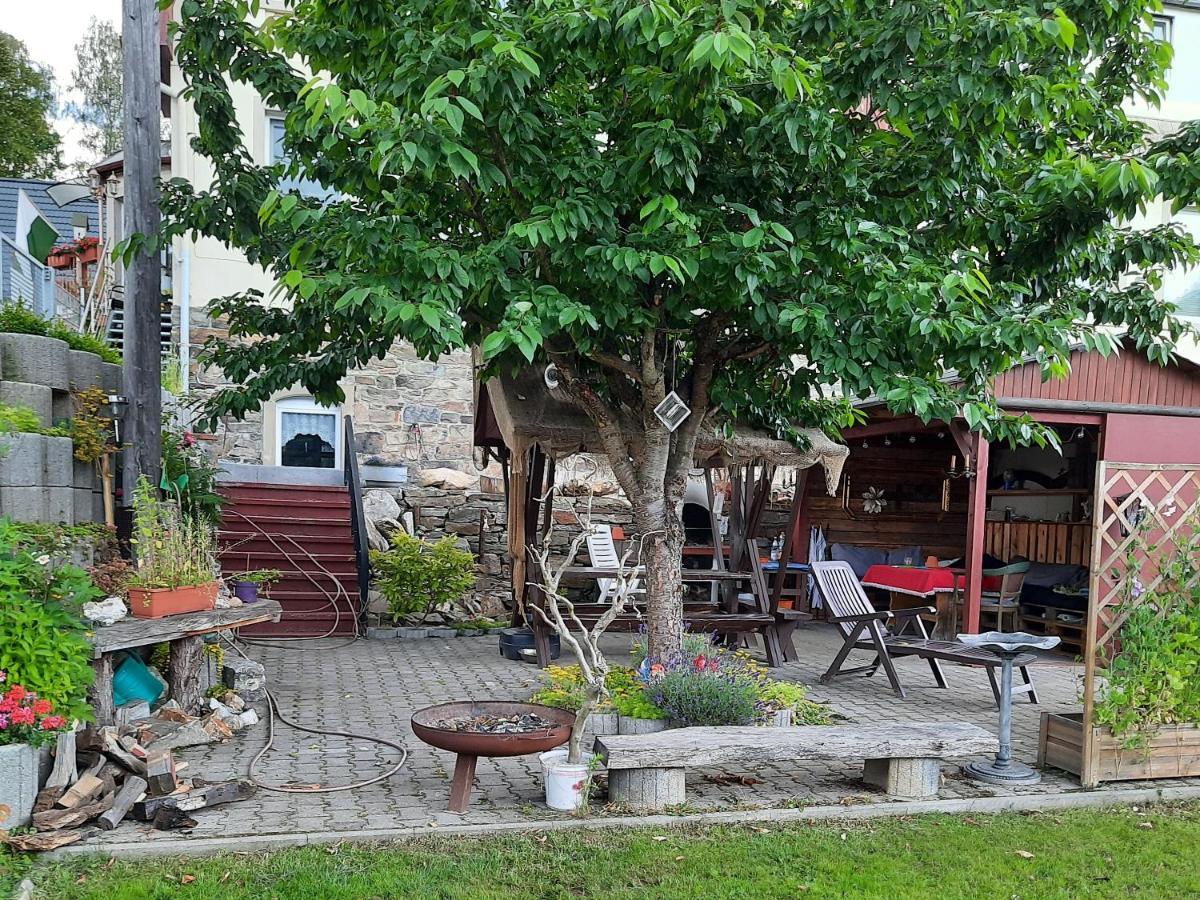 Ferienwohnung erz-HOSTEL Thermalbad Wiesenbad Exterior foto